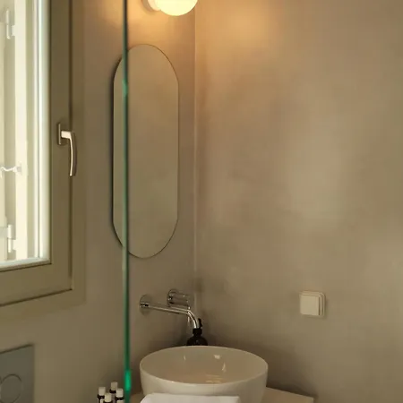 Mazi Paros 度假居 Alikí